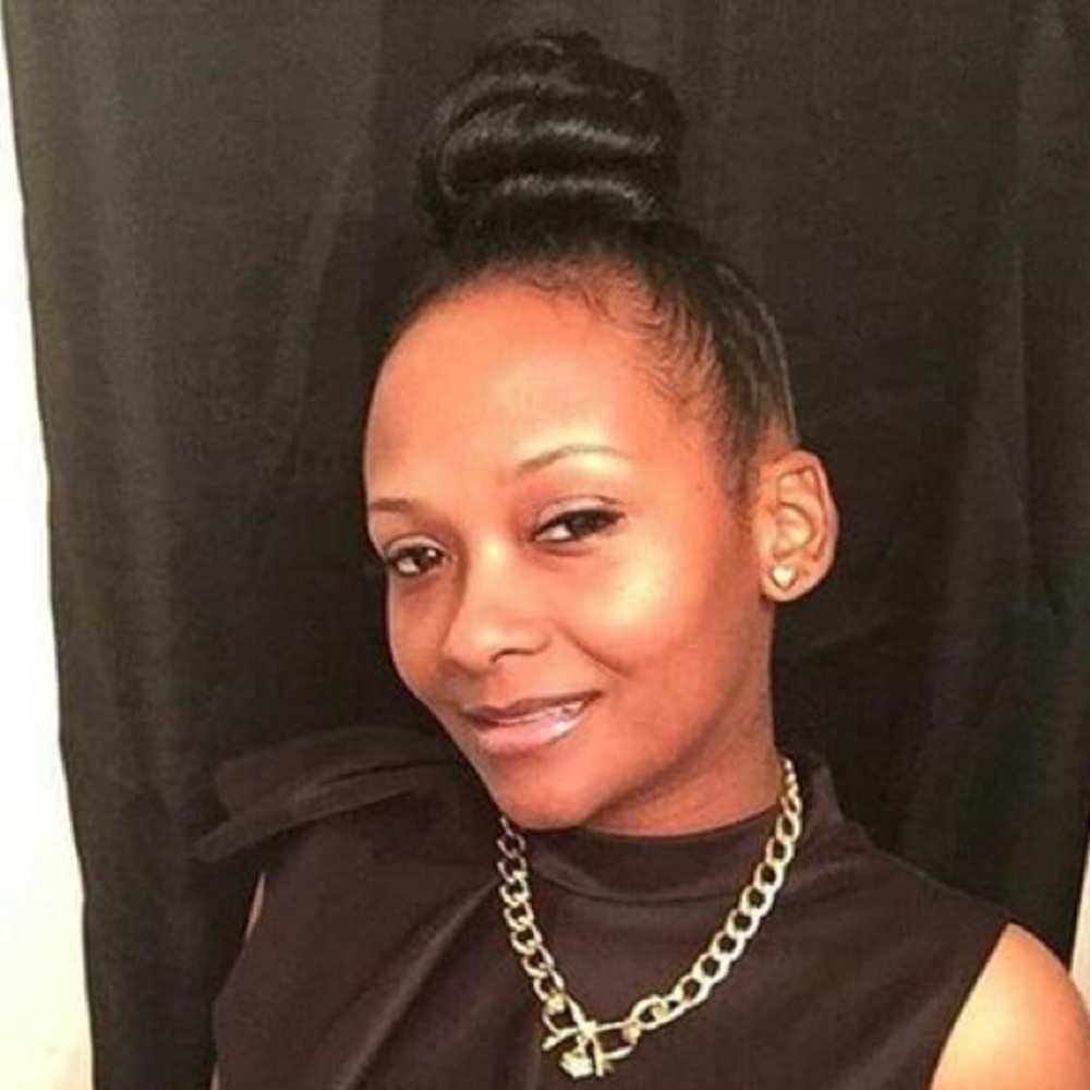 Meet your Posher, Shamika